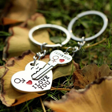 Silver Plated Couple Heart Keychain Gift Set