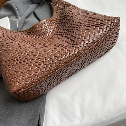 Stylish Women Large Shoulder Bag with Pouch Trendy PU Woven Tote Satchel Bag for Everyday Use and Shopping