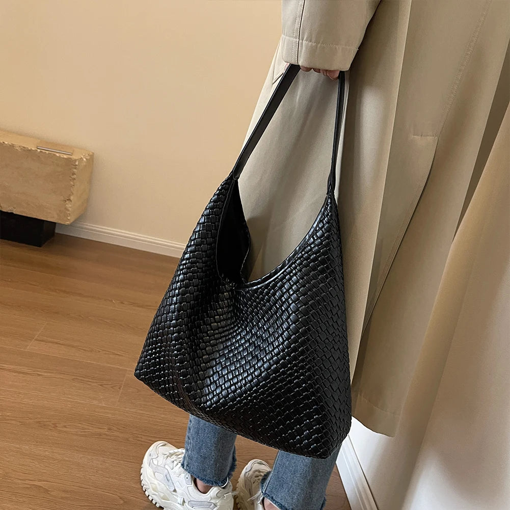 Stylish Women Large Shoulder Bag with Pouch Trendy PU Woven Tote Satchel Bag for Everyday Use and Shopping