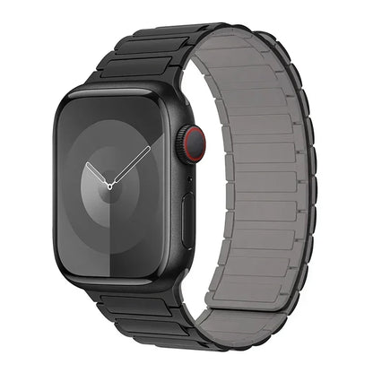 Magnetic Silicone Loop Band for Apple Watch – Adjustable Strap for Series 9/8/7/6/5/4/3/SE/Ultra