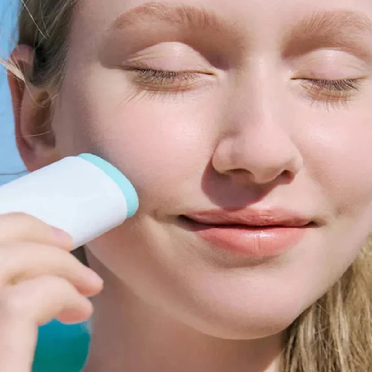 SKIN1004 Hyalu-Cica Sun Stick SPF50+ PA++++ – Portable Centella Sunscreen for Daily Protection