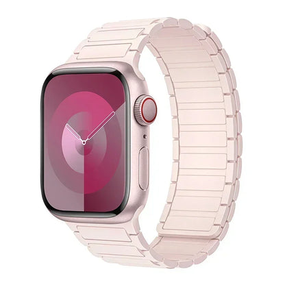Magnetic Silicone Loop Band for Apple Watch – Adjustable Strap for Series 9/8/7/6/5/4/3/SE/Ultra